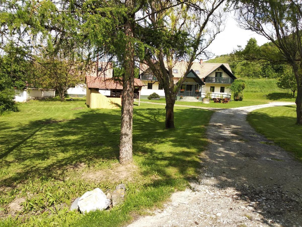 Panzio-Kemping Bekoelce Exteriör bild